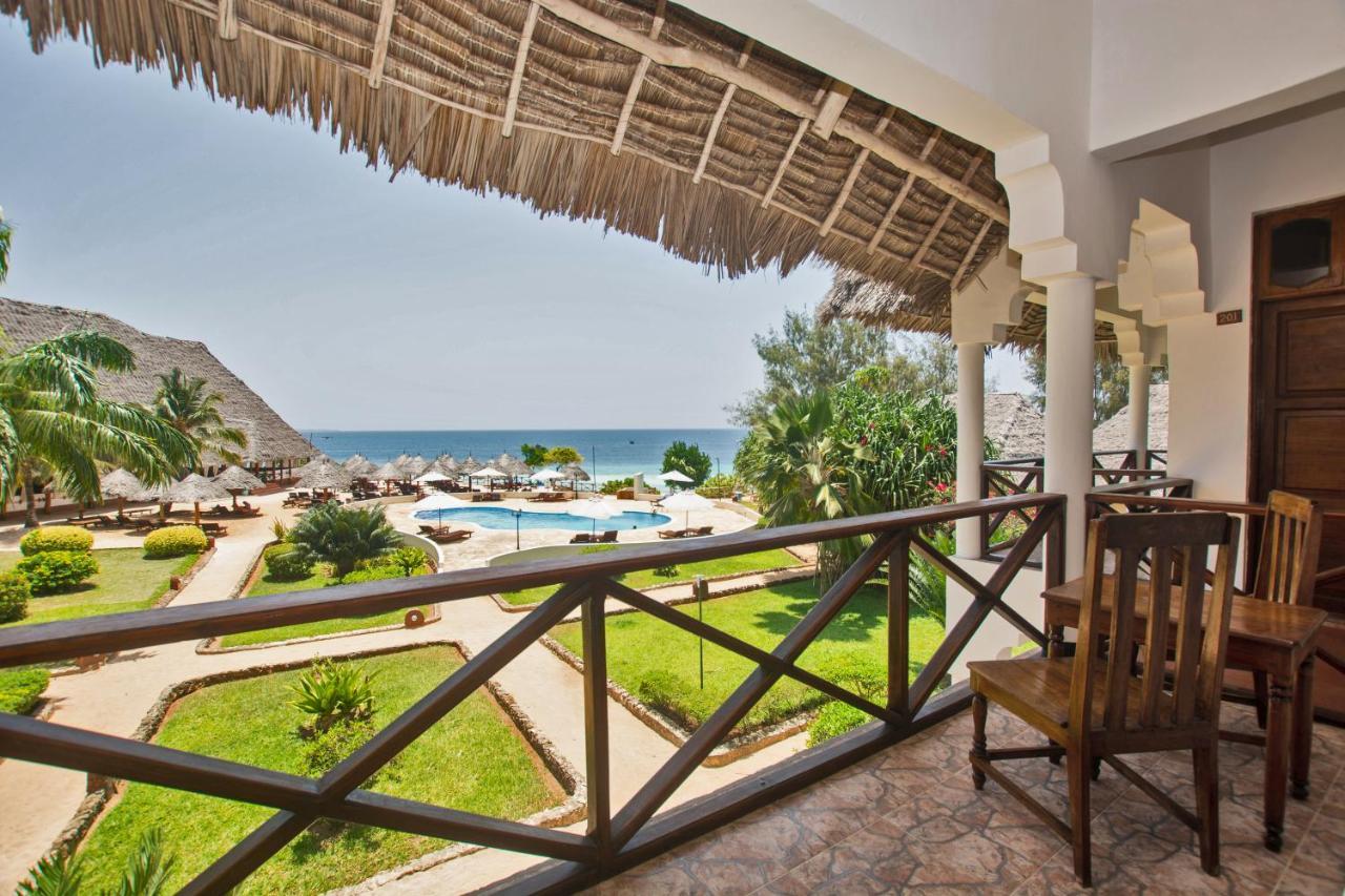 Veraclub Sunset Beach Нунгви Екстериор снимка